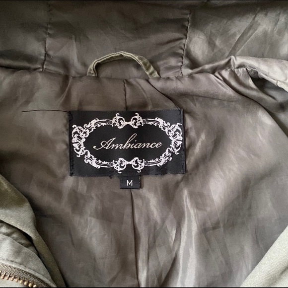Ambiance Utility Jacket. Khaki green hooded. - Picture 10 of 11